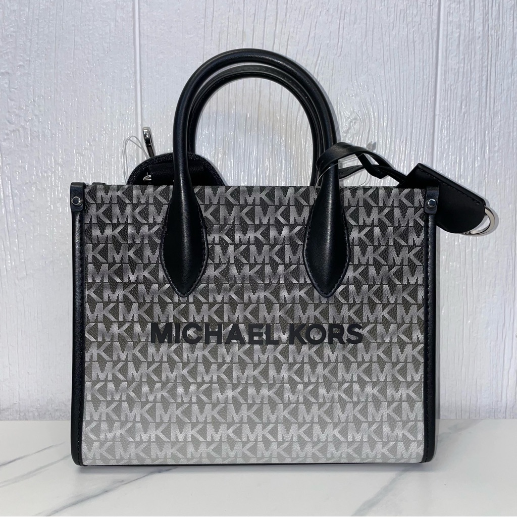 Michael Kors Purse! Brand New With Tag!